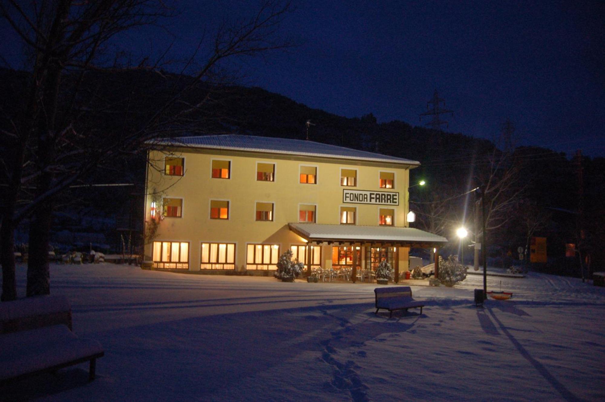 Fonda Farre Hotel Baro  Exterior photo